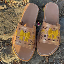 Cargar imagen en el visor de la galería, Gold Tan Coquette Mexican Sandals PREORDER