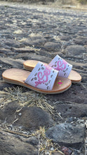 Cargar imagen en el visor de la galería, Senior Bow 3D Mexican White Sandals PREORDER