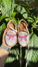 Cargar imagen en el visor de la galería, Coquette 3D Mommy and me-  Embroidered Lace Up Huaraches