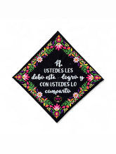 Cargar imagen en el visor de la galería, Comparto mi Logro - Embroidered graduation cap topper