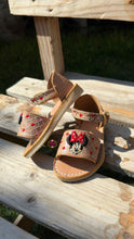 Cargar imagen en el visor de la galería, Minnie Buckle Tan Open Toed PREORDER