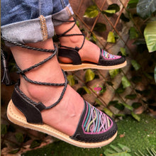 Cargar imagen en el visor de la galería, Sequin Black Lace Up - PREORDER