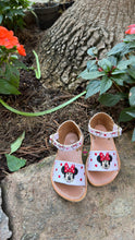 Cargar imagen en el visor de la galería, Minnie White Open Toed Buckle