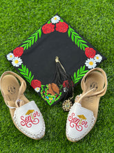 Cargar imagen en el visor de la galería, Senior 2026 - Gold and Red Leather Lace Up