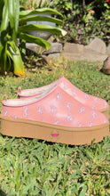 Cargar imagen en el visor de la galería, Warm Coquette Pink Platform