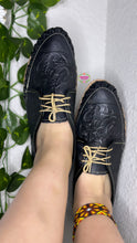Cargar imagen en el visor de la galería, Mocasines Artesanales - Black