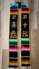 Cargar imagen en el visor de la galería, 2027 Dios Nunca me ha soltado- Gold finish Black Graduation Stole Sarape Sash IN STOCK