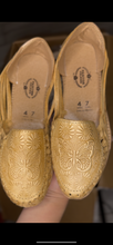 Cargar imagen en el visor de la galería, Mariposa hermosa - Butterfly Tooled Leather Flats