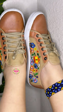Cargar imagen en el visor de la galería, Tani - Embroided Sneakers