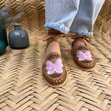 Cargar imagen en el visor de la galería, Laser butterfly Embroidered Lace Up Huaraches