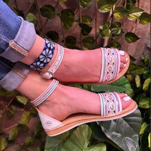 Cargar imagen en el visor de la galería, Buckle Sequin Sandal mommy and me