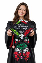 Cargar imagen en el visor de la galería, Volando Alto 2026 Embroidered graduation cap topper only