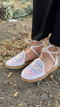 Cargar imagen en el visor de la galería, Sequin Natural Lace Up