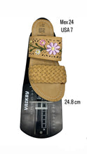 Cargar imagen en el visor de la galería, Evanya- Purple Embroidered Economic Sandal