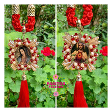 Cargar imagen en el visor de la galería, Sagrado Corazón con Virgencita - Sacred Heart w Virgin Mary Keychain and Car Blessing