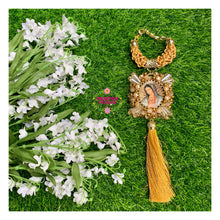 Cargar imagen en el visor de la galería, Sagrado Corazón con Virgencita - Sacred Heart w Virgin Mary Keychain and Car Blessing