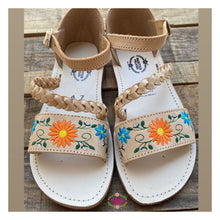 Cargar imagen en el visor de la galería, Xóchitl - Tan Embroidered Leather Sandals