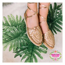 Cargar imagen en el visor de la galería, White Platform Lace Up