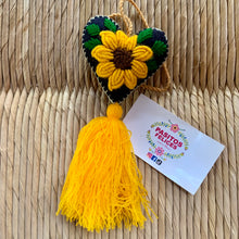Cargar imagen en el visor de la galería, Sunflower hearts
