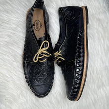 Cargar imagen en el visor de la galería, Mocasines Artesanales - Black