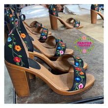 Cargar imagen en el visor de la galería, Jardin Negro - Heels