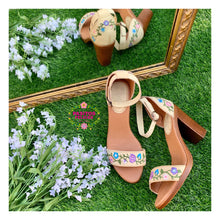 Cargar imagen en el visor de la galería, Jardin Negro - Heels