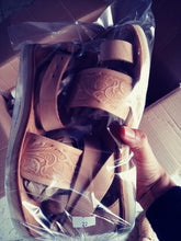 Cargar imagen en el visor de la galería, Cuña Sandals