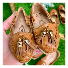 Cargar imagen en el visor de la galería, Motita Tan - Tan Tassel