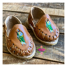 Cargar imagen en el visor de la galería, San Judas - St Jude Embroidered Flats