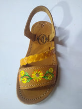 Cargar imagen en el visor de la galería, Trenza Girasol