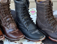 Cargar imagen en el visor de la galería, Botas Café Pullup Lacer - Shiny Brown Leather Tooled Boots
