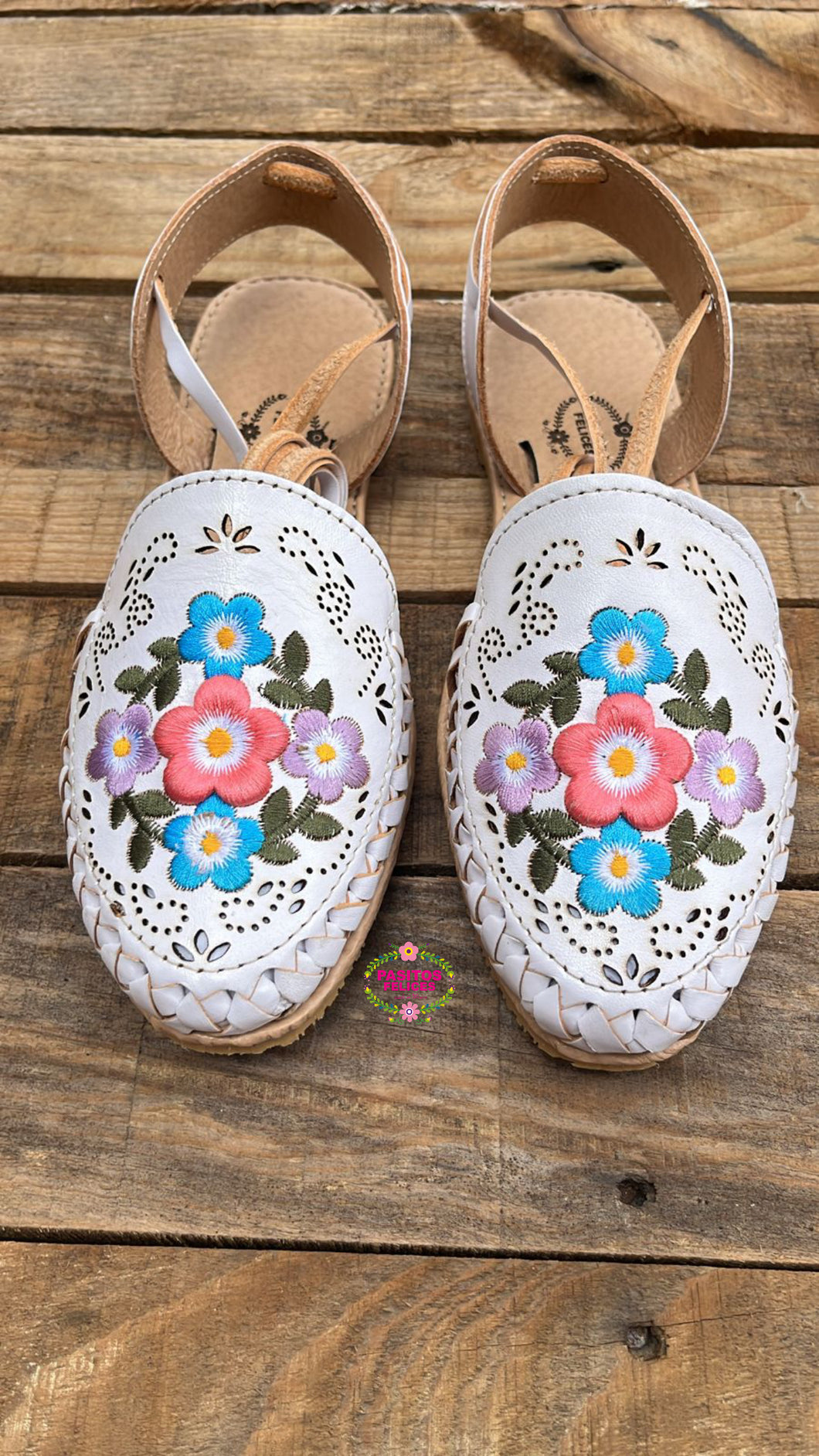 Viri - White Embroidered Leather Lace Ups