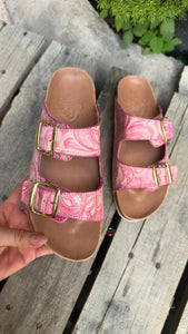 Carmen - Pink Tooled Leater Sandals