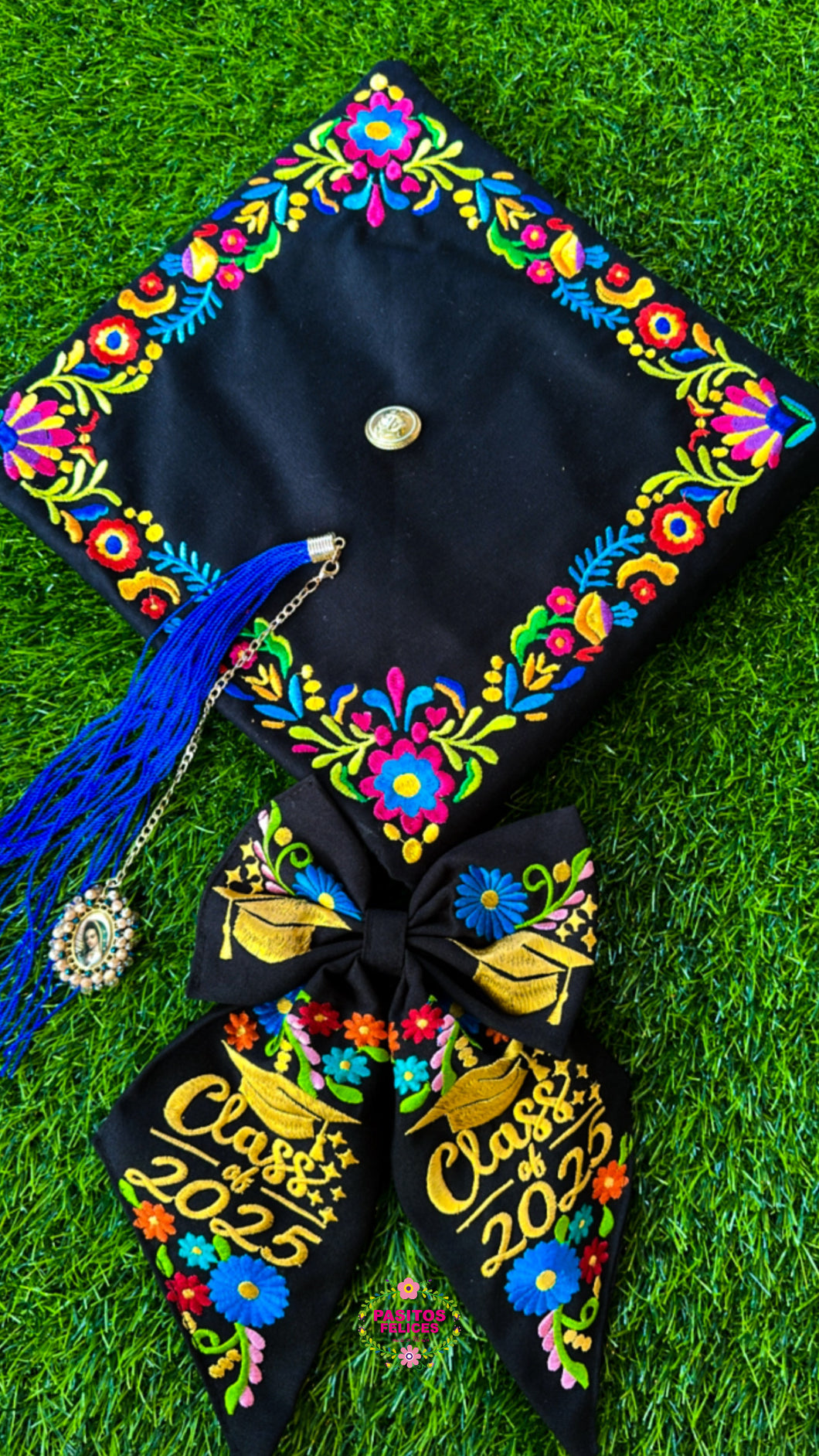 Black Moño - Embroidered Class of 25 Bows IN STOCK