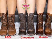 Cargar imagen en el visor de la galería, WIDE Botas Lacer - Chocolate Leather Tooled Wide Boots
