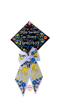 Cargar imagen en el visor de la galería, Fronteras - Embroidered graduation cap topper

