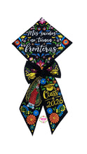 Cargar imagen en el visor de la galería, Fronteras - Embroidered graduation cap topper
