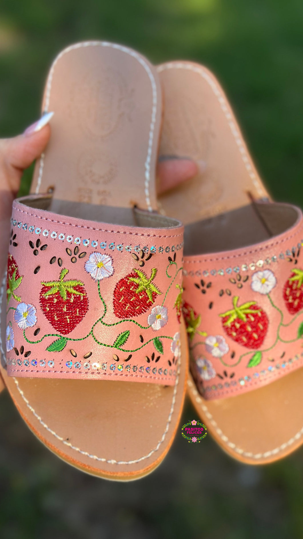 Fresa - Strawberry Daisy Pink Leather Sandals