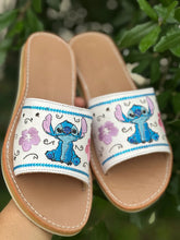 Cargar imagen en el visor de la galería, Stitch white sandal preorder
