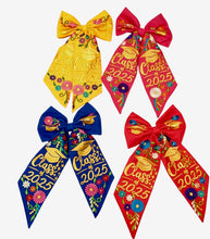 Cargar imagen en el visor de la galería, Embroidered Class of 25 Large Bows PREORDER
