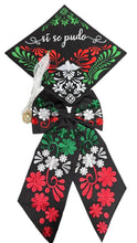 Cargar imagen en el visor de la galería, Si Se Pudo - Embroidered graduation cap topper
