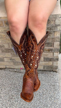 Cargar imagen en el visor de la galería, Yuli - Tan Leather Boots
