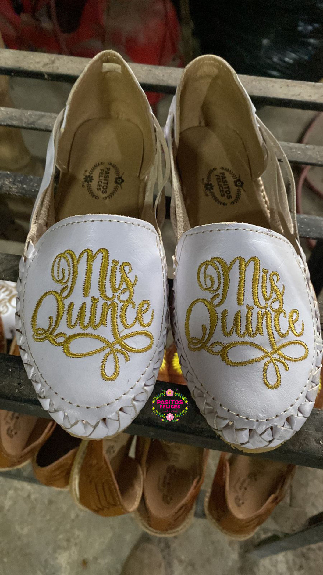 Mis Quince - Sweet 15 Gold Embroidered Flats