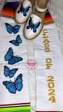 Cargar imagen en el visor de la galería, White Morpho Stole IN STOCK
