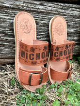 Cargar imagen en el visor de la galería, Michoacan State Laser Leather Sandals
