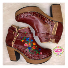 Cargar imagen en el visor de la galería, Jardín Shedron - Leather Booties
