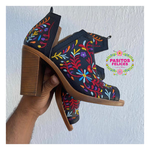 De colores botín - Embroidered Floral Booties