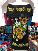 Cargar imagen en el visor de la galería, Black sunflower off shoulder dress
